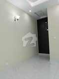 32 32