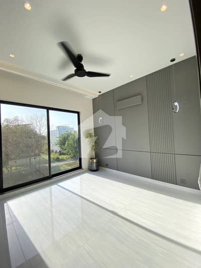 10 Marla Upper Portion Available For Rent In Green City