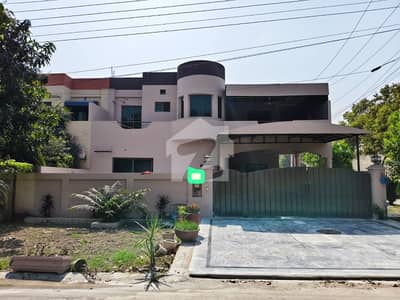 12 Marla House For Rent In Askari X Lahore