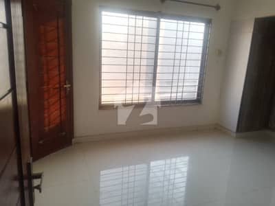 Triple Storey House Available For Rent With All Utilities And Available For Commercial Purpose Also