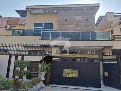 10 Marla IN Depended Portion For Rent Ground Portion Lock In Phase 3 Bahria Town Rawalpindi 10 Marla IN Depended Portion For Rent Ground Portion Lock In Phase 3 Bahria Town Rawalpindi