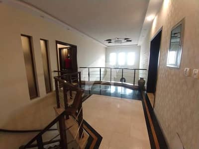 2 Kanal Slightly Used House Available For Sale 2 Kanal Slightly Used House Available For Sale