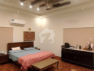 Semi Furnished 1000 Yards Bungalow for rent