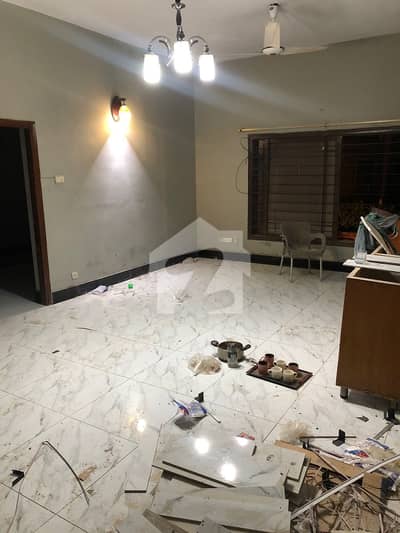600 Yards Bungalow For Sale With 4 Individual Portions In Muhammad Ali Society