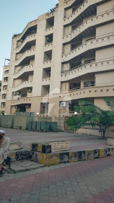 F11 Karkurm Inclave 4 Bed Room Apt Urgently Sale More Details