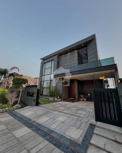 1 KANAL BRAND NEW ULTRA LUXURY MODERN DESIGN HOUSE FOR SALE