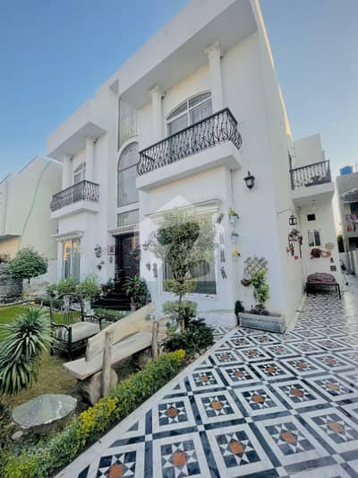 1 KANAL LIKE BRAND NEW FULL HOUSE FOR RENT IN GULBAHAR BLOCK BAHRIA TOWN LAHORE