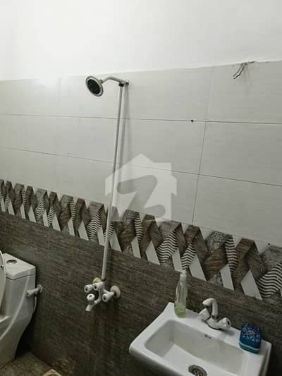 120 Sq Yrd Bungalow Available For Sale in Block D 120 Sq Yrd Bungalow Available For Sale in Block D