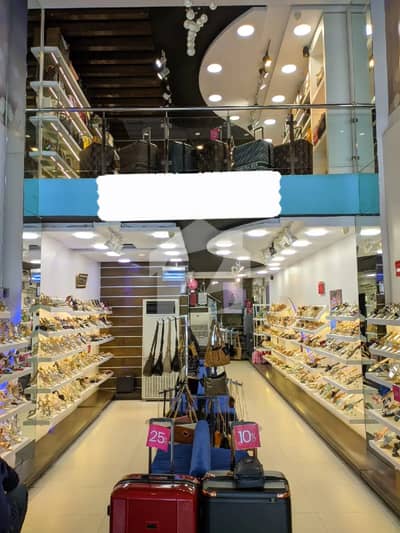 Exceptional Shop Space For Rent Broad-Facing Beauty For Your Business Success