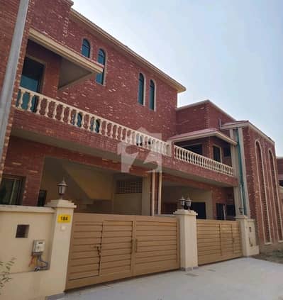 عسکری 3 ڈی ایچ اے ڈیفینس,ملتان میں 3 کمروں کا 8 مرلہ مکان 2.05 کروڑ میں برائے فروخت۔ عسکری 3 ڈی ایچ اے ڈیفینس,ملتان میں 3 کمروں کا 8 مرلہ مکان 2.05 کروڑ میں برائے فروخت۔