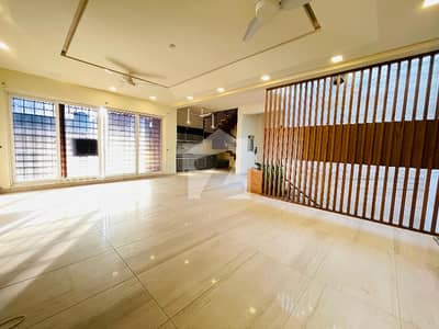 Full Independent House Available For Rent In F-7