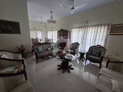 300 Sq Yards, Bungalow For Sale
