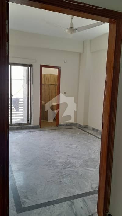 680 Square Feet Flat In G-15 Is Available