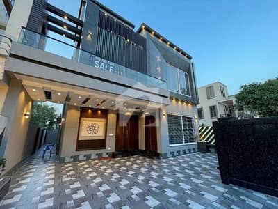Ideal 10 Marla House Available In Bahria Town - Jinnah Block, Lahore
