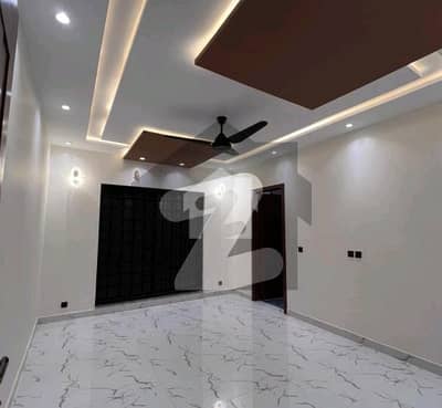1 Kanal Upper Portion For Rent In Nishter Block, Bahria Town Lahore 1 Kanal Upper Portion For Rent In Nishter Block, Bahria Town Lahore