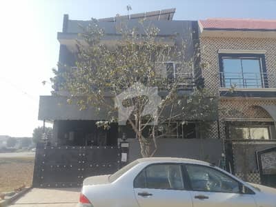 Get In Touch Now To Buy A 5 Marla House In Faisalabad