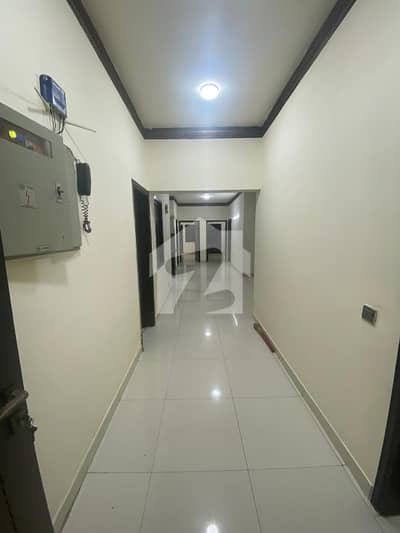 3 Bed DD Apartment For Rent