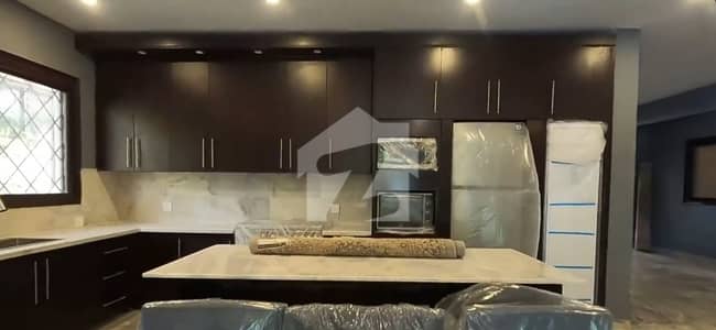 Exclusive 610 Sq. Yd. Corporate Stlye Bungalow for Rent