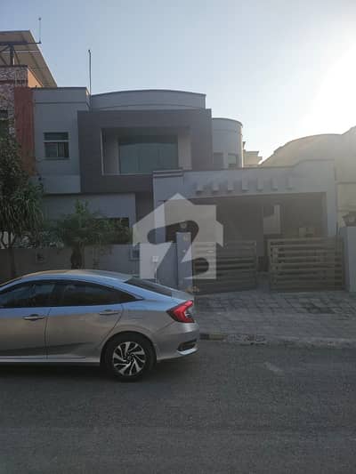 10 MARLA 3 Triple Storey House For Sale