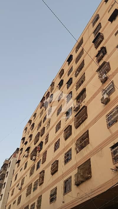 Crown Heights Lift Project Near KFC And Disco Bakery Gulshan e Iqbal Block 4