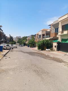 35x72 Plot For Sale In Bahria Town Safari Villa 1 Sector F