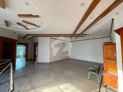 1 Kanal Upper Portion Only For Office Rent