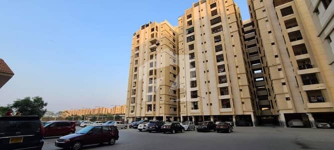 صائمہ جناح ایونیو یونیورسٹی روڈ,کراچی میں 2 کمروں کا 6 مرلہ فلیٹ 72.0 ہزار میں کرایہ پر دستیاب ہے۔