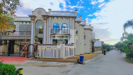 میڈیا ٹاؤن ۔ بلاک ڈی میڈیا ٹاؤن,راولپنڈی میں 6 کمروں کا 1 کنال مکان 10.5 کروڑ میں برائے فروخت۔