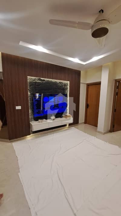 سحر کمرشل ایریا ڈی ایچ اے فیز 7,ڈی ایچ اے ڈیفینس,کراچی میں 3 کمروں کا 7 مرلہ فلیٹ 2.5 لاکھ میں کرایہ پر دستیاب ہے۔