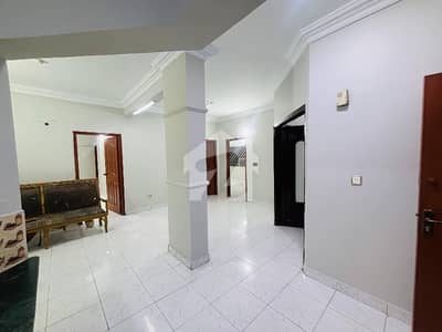 This Is Your Chance To Buy Prime Location Flat In Gulistan-E-Jauhar - Block 13