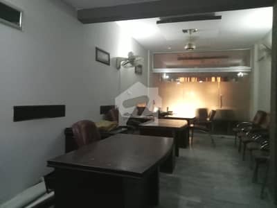 Office For Buy In Gulistan E Jauhar Block 7 Opposite Chase Plus. . Office For Buy In Gulistan E Jauhar Block 7 Opposite Chase Plus. .