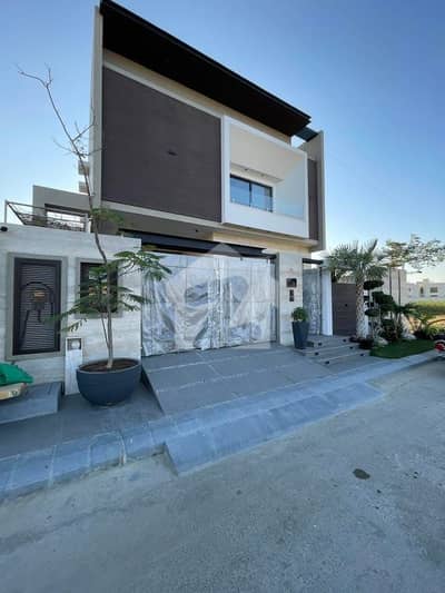 500 Yards Brand Top Quality Architecture Design House For Sale