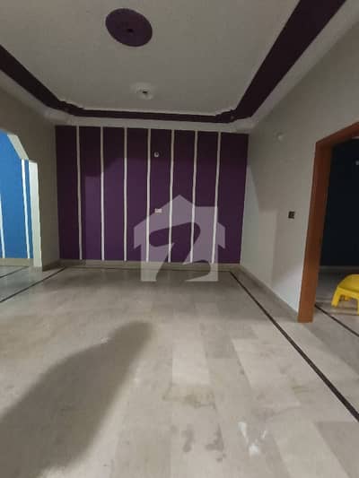 ماڈل کالونی - ملیر ملیر,کراچی میں 2 کمروں کا 8 مرلہ بالائی پورشن 55.0 ہزار میں کرایہ پر دستیاب ہے۔