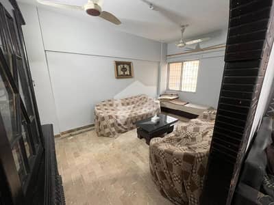 Prime Location Flat Of 1300 Square Feet Is Available For Sale In Gulistan-E-Jauhar - Block 17 Prime Location Flat Of 1300 Square Feet Is Available For Sale In Gulistan-E-Jauhar - Block 17