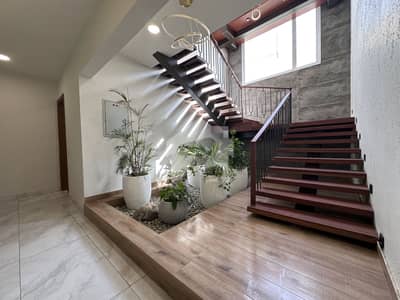 500 Yards Owner Built Brand New West Open Bungalow Sale In Phase 8
