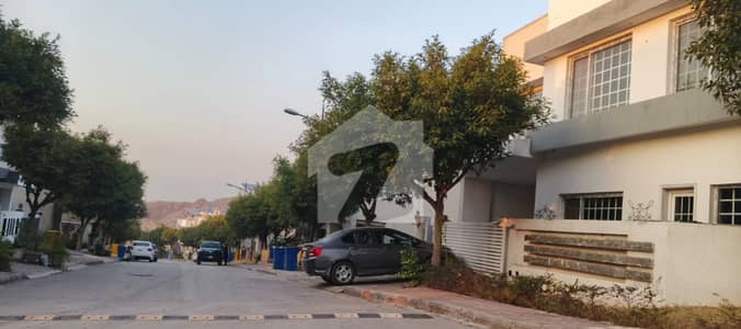بحریہ انکلیو - سیکٹر این بحریہ انکلیو,بحریہ ٹاؤن,اسلام آباد میں 10 مرلہ رہائشی پلاٹ 1.6 کروڑ میں برائے فروخت۔