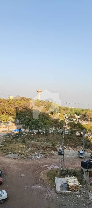 MAIN SIRI NAGER HIGH WAY COMMERCIAL SPACE IS AVAILABLE FOR RENT