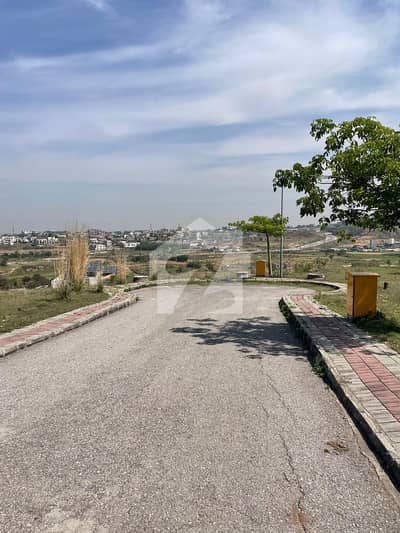 Prime Back Open Plot | Possession & Utilities Paid |   Garden City Zone 4 East