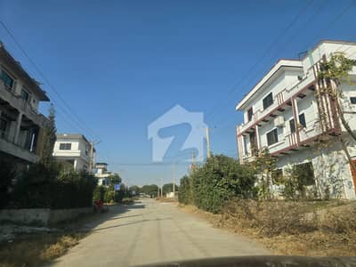 8 Marla Plot On 70 Feet Road At Very Attractive Location For Sale