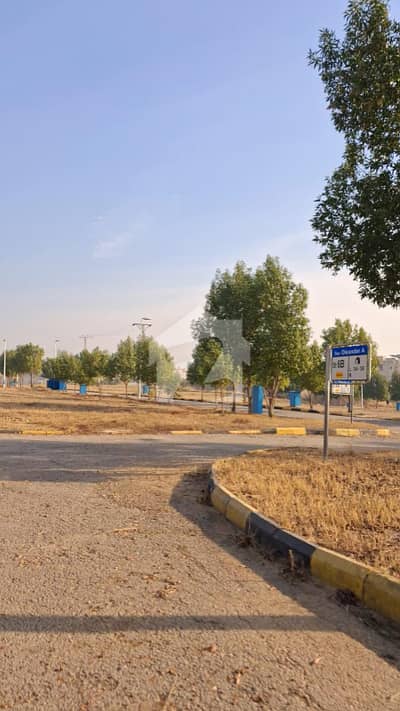 DHA Valley 5 Marla Residential Plot For Sale