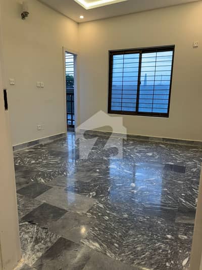 PHA I. 16/3 TaypB LUXURY APARTMENT GROUND FLOOR FOR SALE