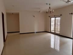 2575 Square Feet Flat Up For Sale In Askari 5 - Sector J