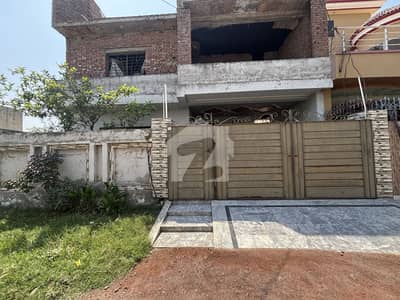 10 Marla Single Storey House Is Available For Sale