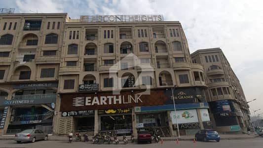 Centrally Located On Excellent Location Shop Available In Bahria Town - Civic Centre For sale