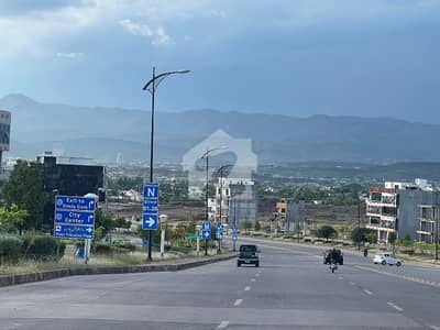 بحریہ انکلیو - سیکٹر بی1 بحریہ انکلیو,بحریہ ٹاؤن,اسلام آباد میں 1 کنال رہائشی پلاٹ 3.8 کروڑ میں برائے فروخت۔ بحریہ انکلیو - سیکٹر بی1 بحریہ انکلیو,بحریہ ٹاؤن,اسلام آباد میں 1 کنال رہائشی پلاٹ 3.8 کروڑ میں برائے فروخت۔
