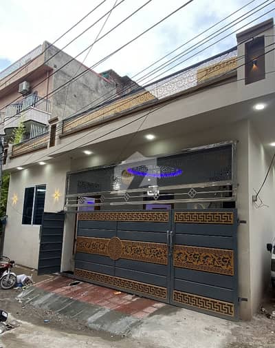 فیصل کالونی راولپنڈی میں 2 کمروں کا 6 مرلہ مکان 1.8 کروڑ میں برائے فروخت۔