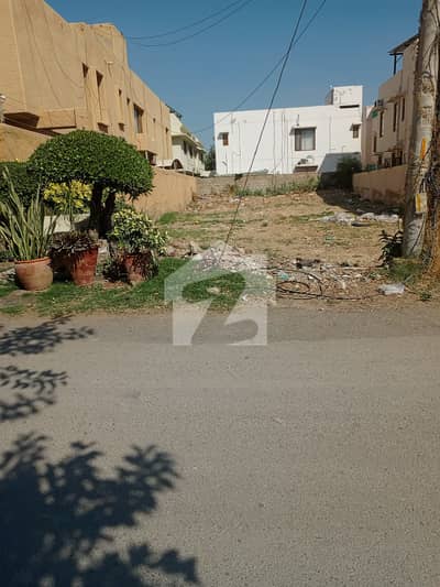 ڈی ایچ اے فیز 6 ڈی ایچ اے ڈیفینس,کراچی میں 1 کنال رہائشی پلاٹ 9.5 کروڑ میں برائے فروخت۔