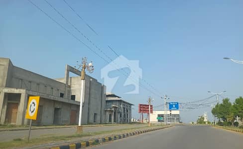 10 Marla Prime Location Near To Masjid Commercial Area & Sales Office
