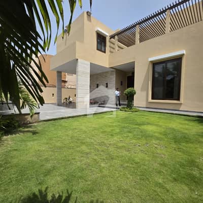 Brand New Super Luxurious Bungalow for Sale in DHA Phase 7
