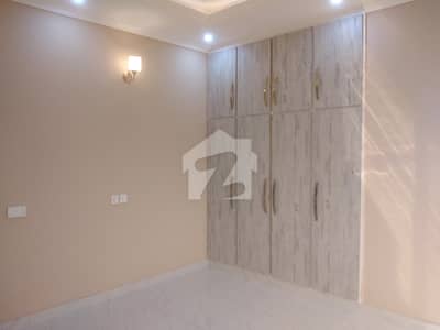 Green City 5 Marla House Up For Sale